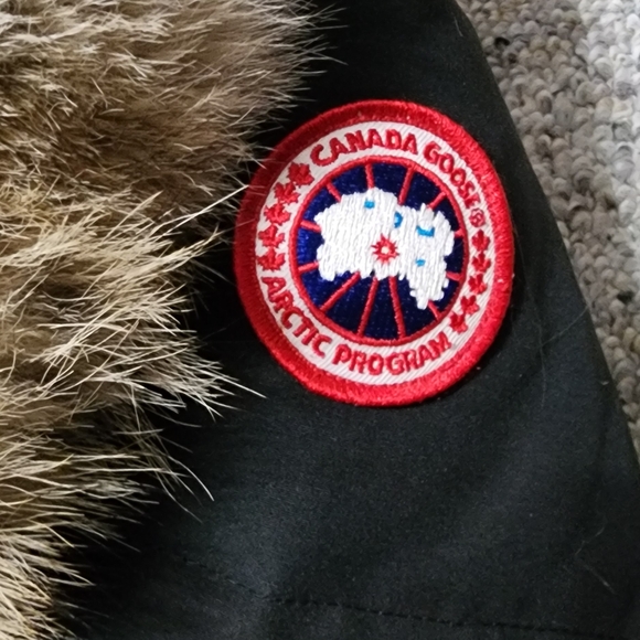 Black Canada Goose Jacket - Picture 2 of 5